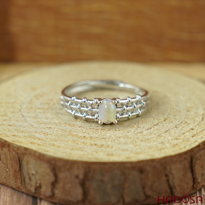 Nhẫn Opal 4*6mm bạc 925