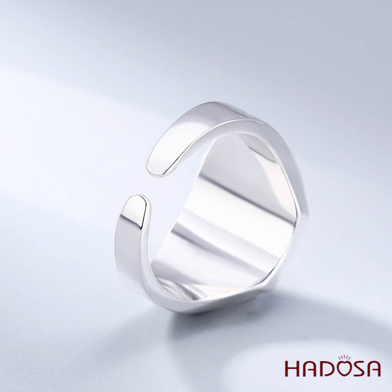 Nhẫn bạc đẹp nam Vương Miện