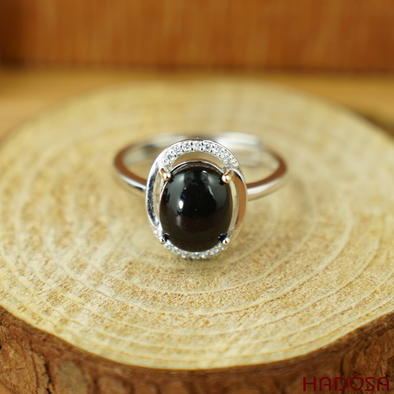 Nhẫn bạc đính đá Chalcedony đen oval 8x10mm