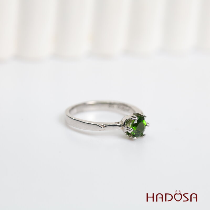 Nhẫn bạc đính đá Diopsdide tròn 5mm size 10