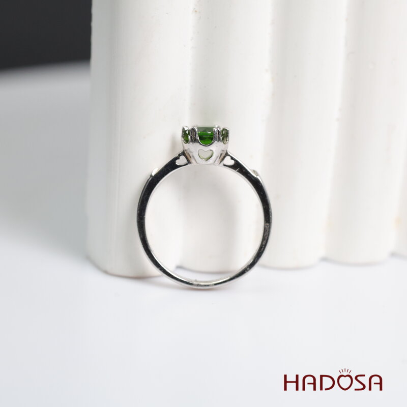 Nhẫn bạc đính đá Diopsdide tròn 5mm size 10