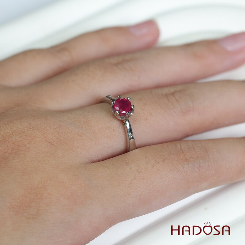 Nhẫn bạc đính đá Ruby đỏ tròn 5mm size 11