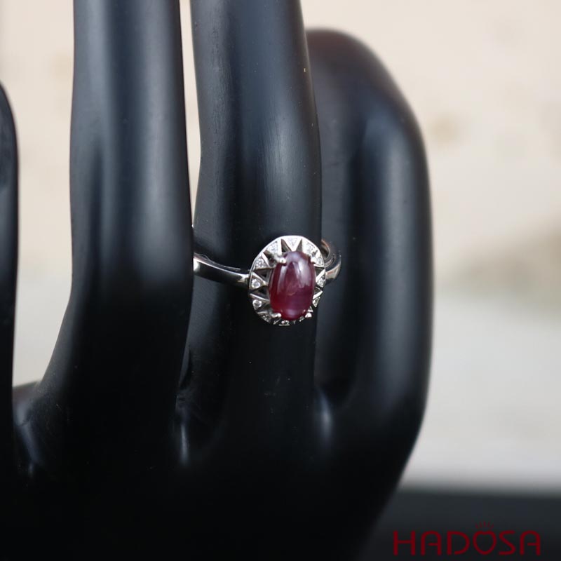 Nhẫn-bạc-đính-đá-Ruby-sao-5x8mm-1