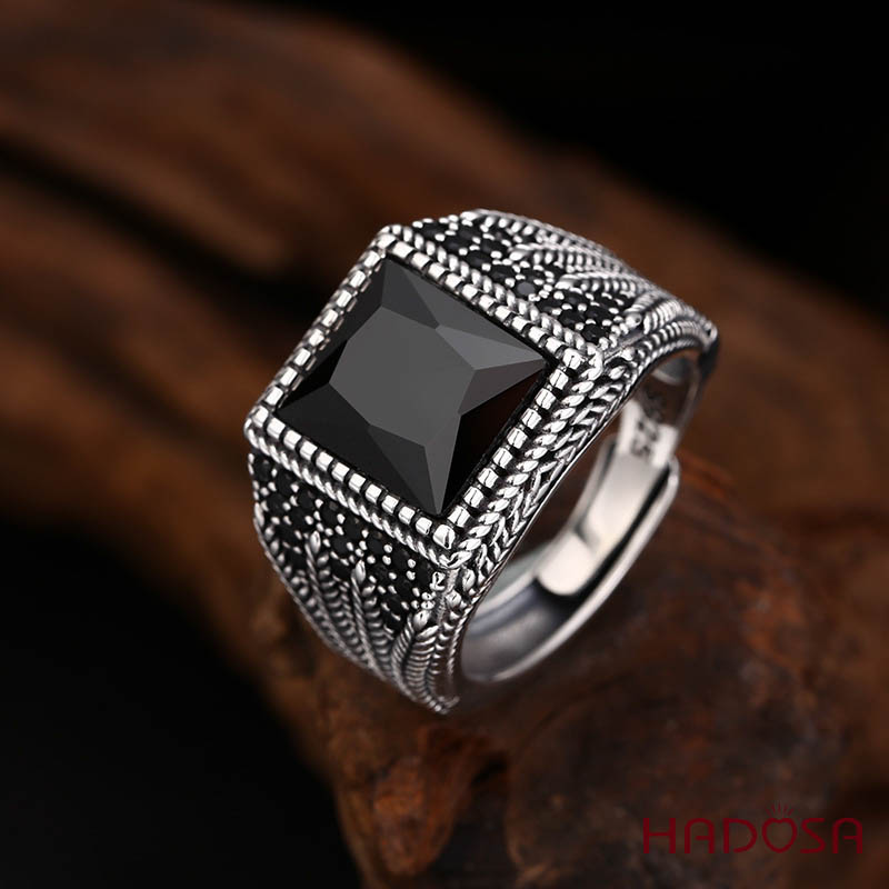 Nhẫn bạc Thái đá đen Zircon Đẳng Cấp