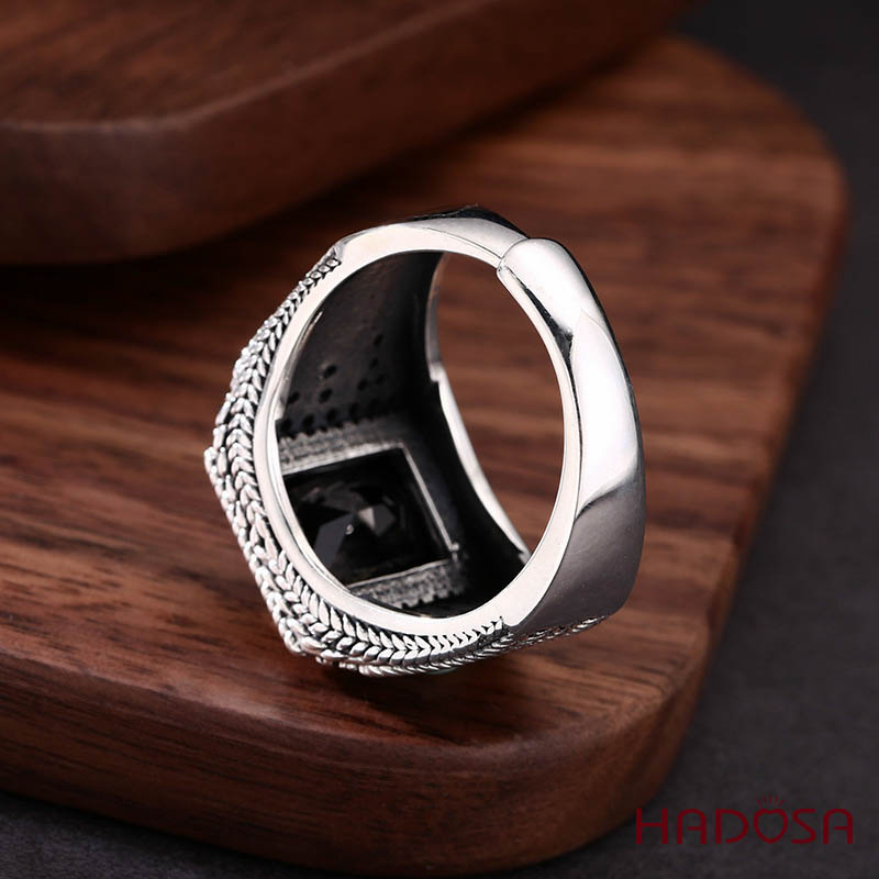 Nhẫn bạc Thái đá đen Zircon Đẳng Cấp