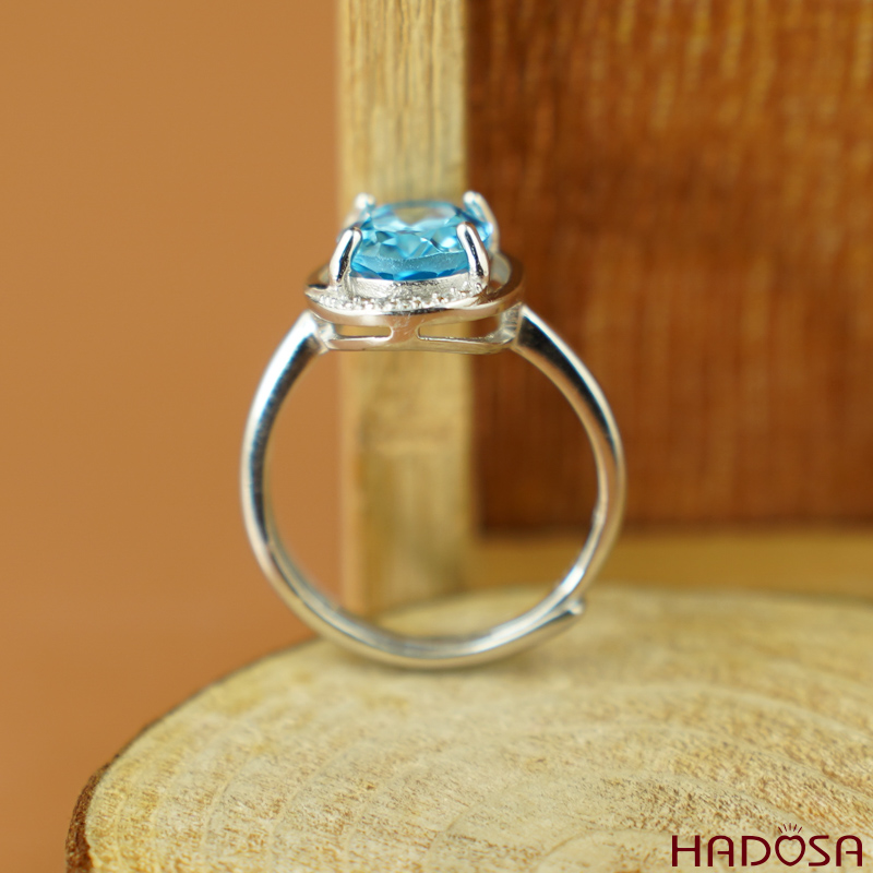 Nhẫn bạc đính đá Topaz oval 8x10mm