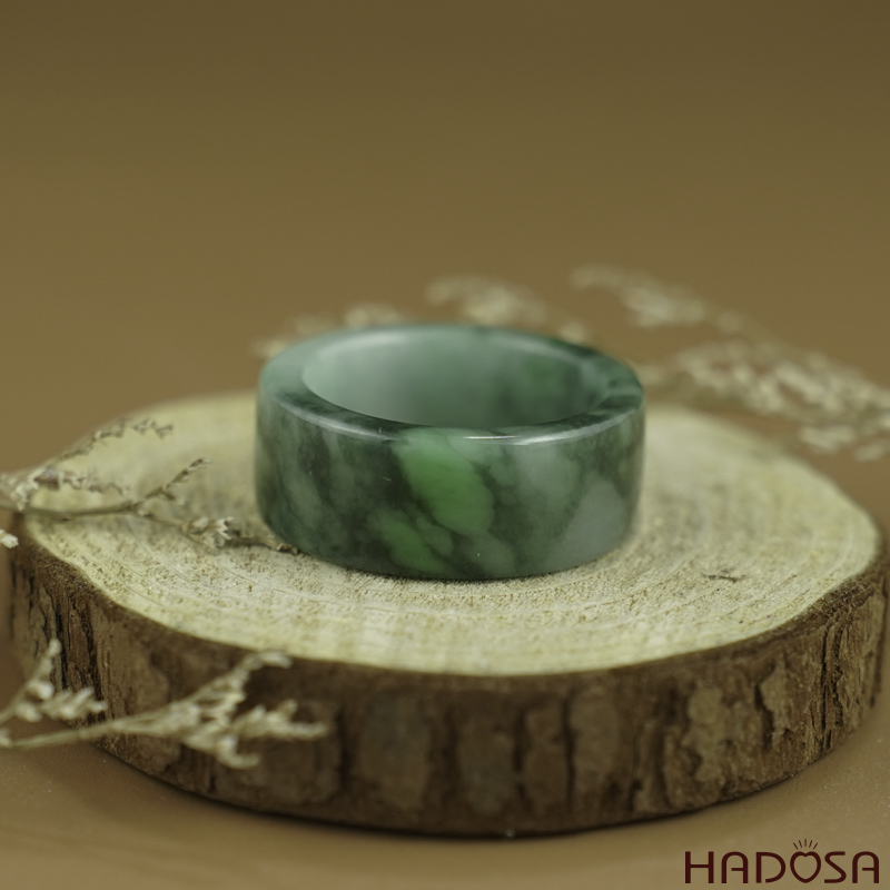 Nhẫn Cẩm Thạch vuông xanh lý ni 11