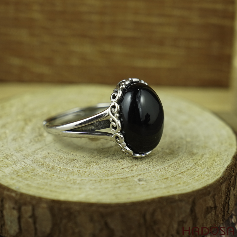 Nhẫn đá Chalcedony đen oval 10x14mm