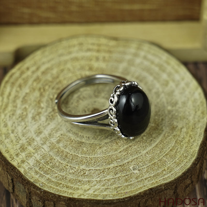 Nhẫn đá Chalcedony đen oval 10x14mm