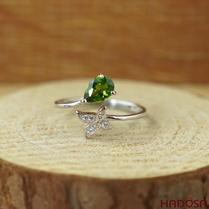 Nhẫn Diopside 7*5mm bạc 925