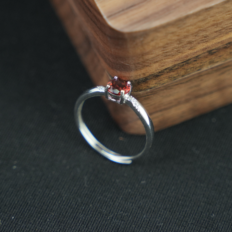 Nhẫn đá garnet 5mm bạc 925