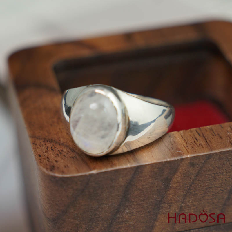 Nhẫn đá Mặt trăng cao cấp bạc 925