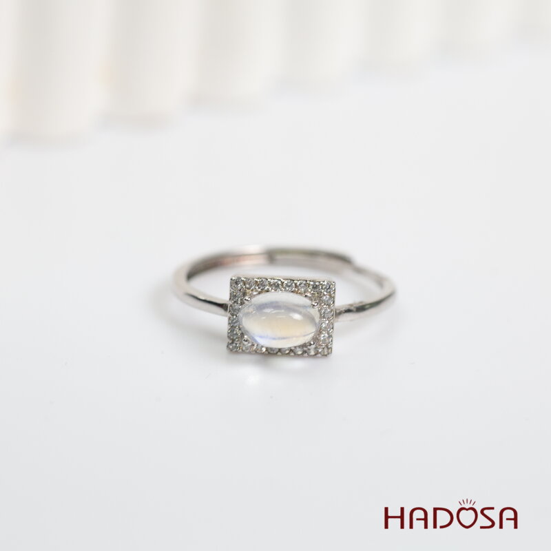 Nhẫn đá moonstone 5x7mm bạc 925