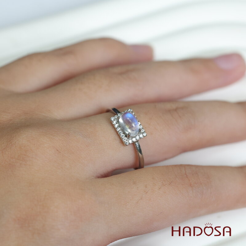 Nhẫn đá moonstone 5x7mm bạc 925