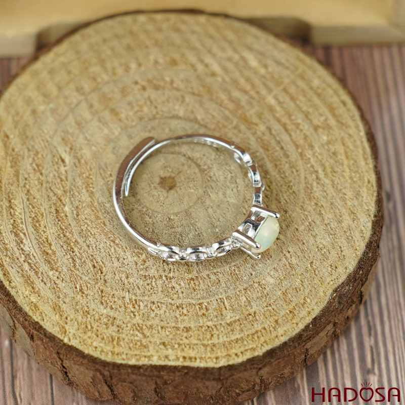 Nhẫn Opal 6x8mm bạc 925