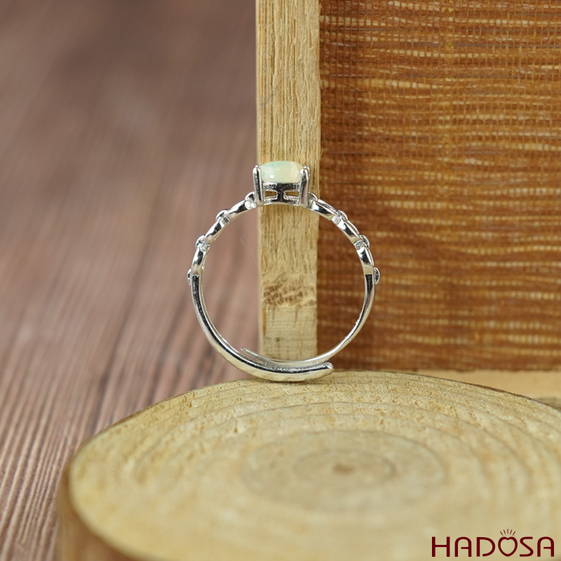Nhẫn Opal 6x8mm bạc 925
