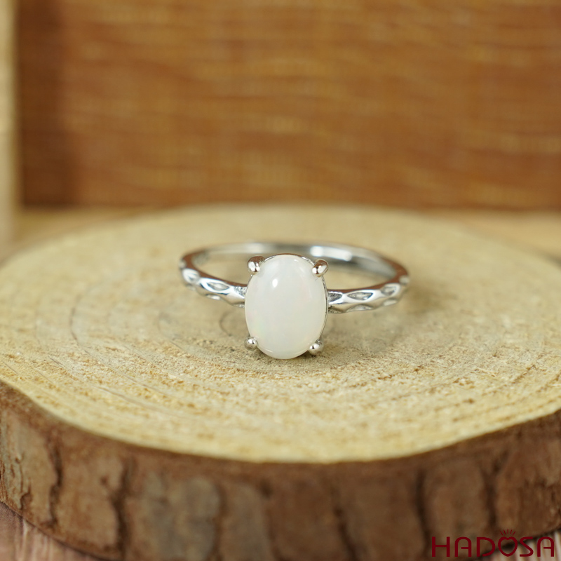 Nhẫn Opal 7*9mm bạc 925