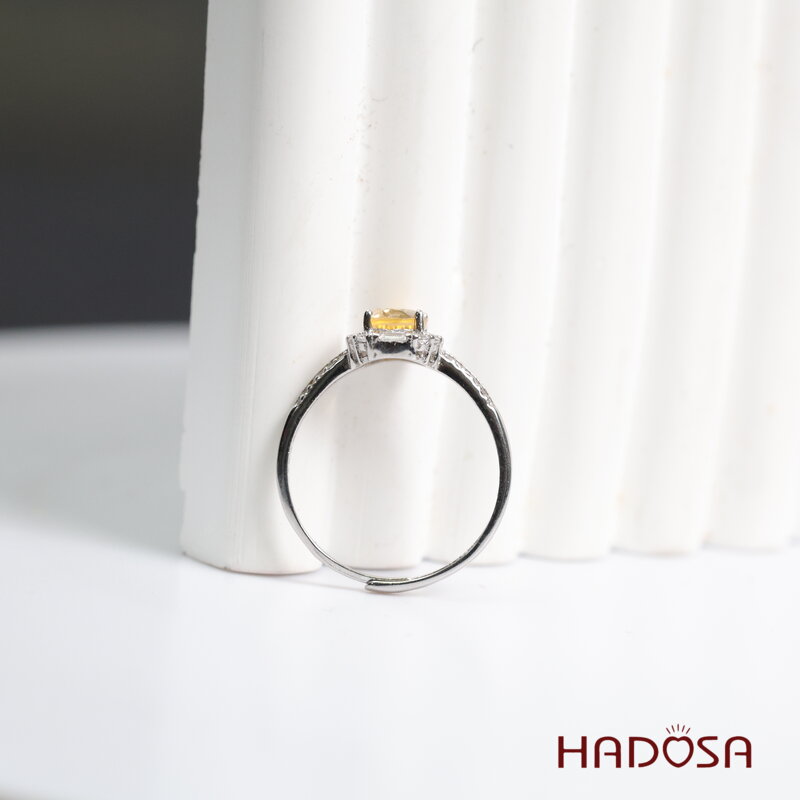 Nhẫn đá Thạch Anh Vàng Citrine 6x8mm bạc 925
