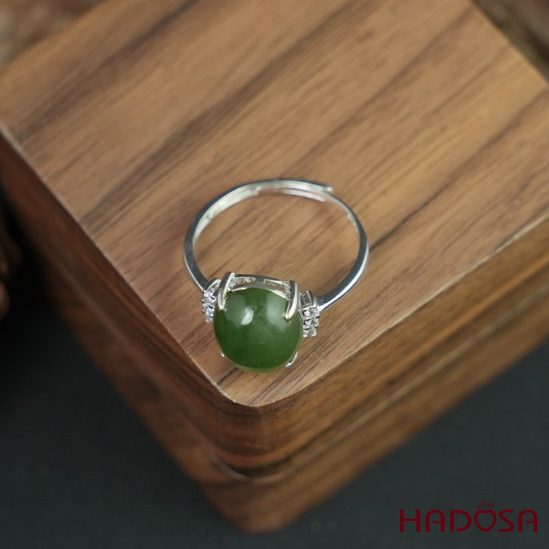 Nhẫn đính đá Ngọc bích oval 10x12mm bạc 925