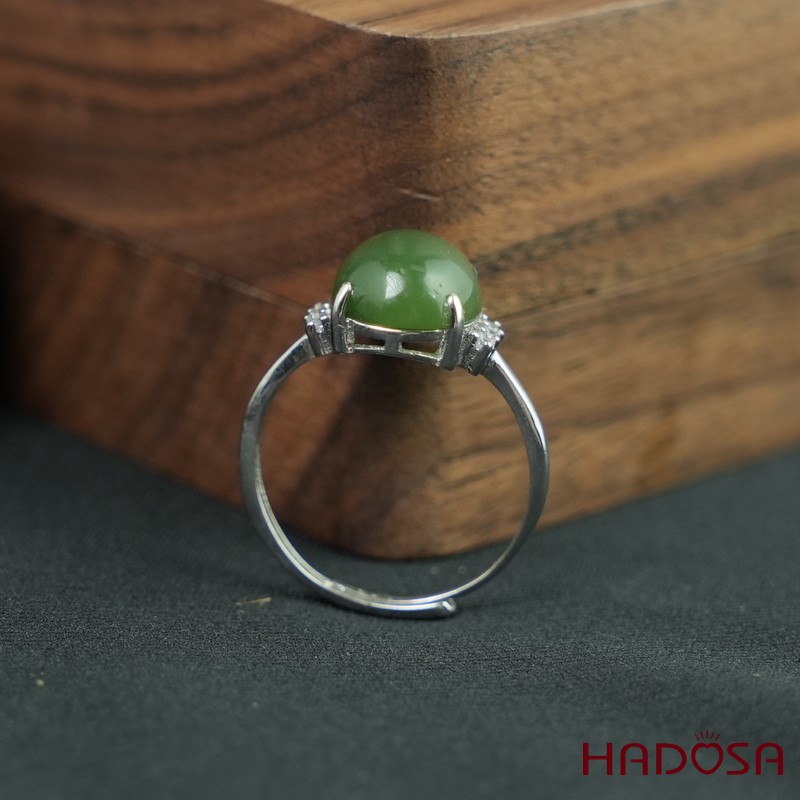 Nhẫn đính đá Ngọc bích oval 10x12mm bạc 925