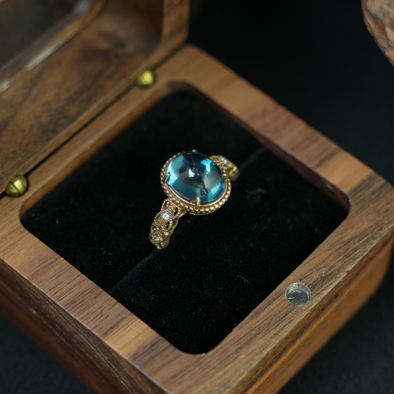 Nhẫn đính đá Topaz oval 8x10mm bạc mạ vàng