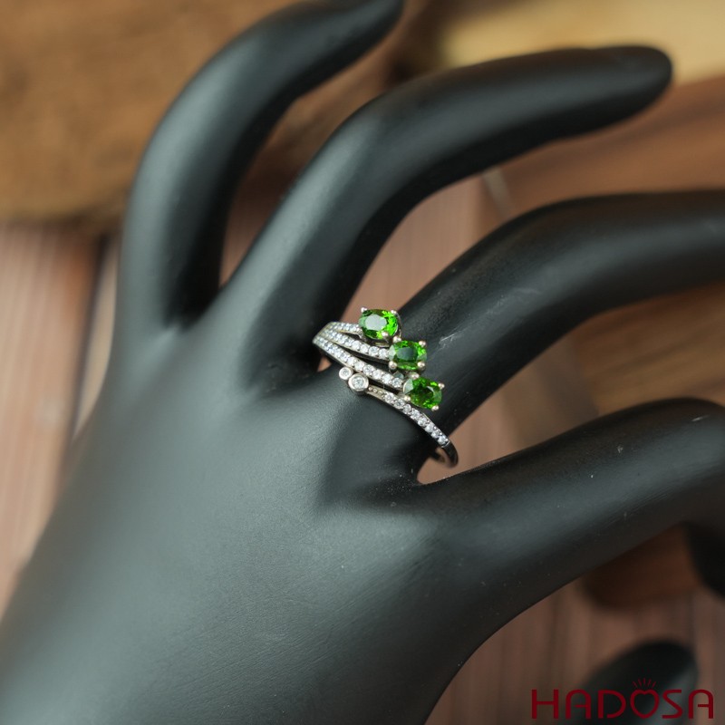 Nhẫn đá Diospite 3*4mm bạc 925