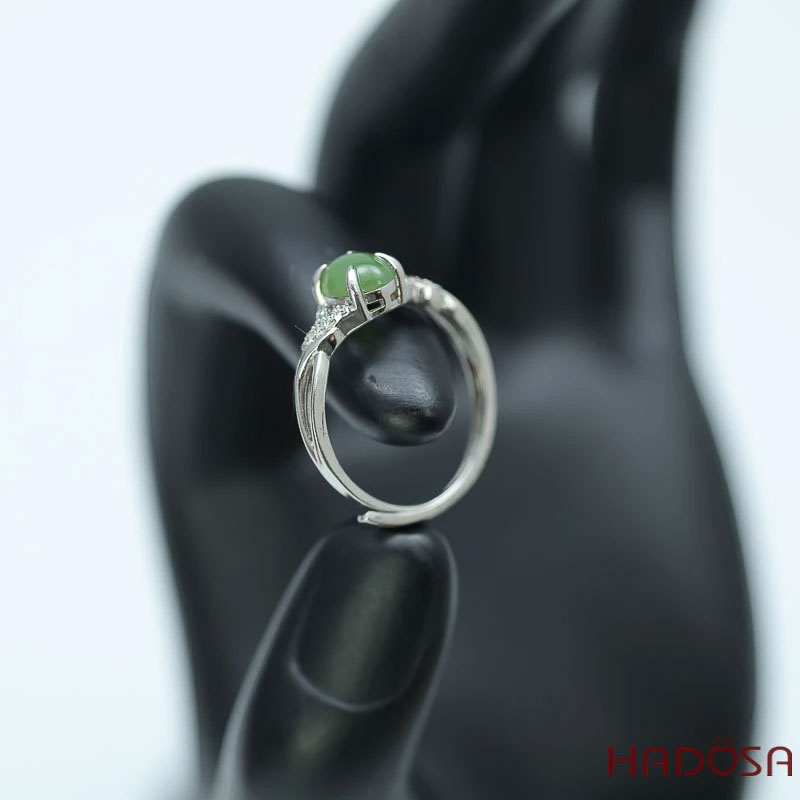 Nhẫn Ngọc Bích Canada 6*8mm bạc 925