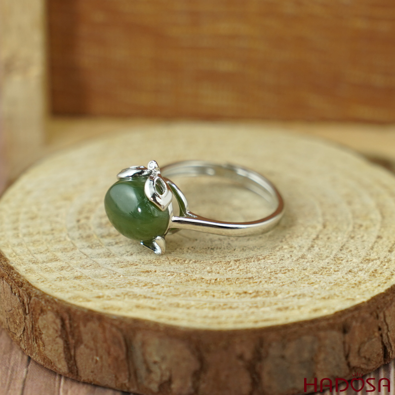 Nhẫn Ngọc bích 08*10mm bạc 925
