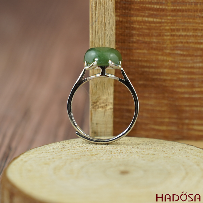 Nhẫn Ngọc bích 08*10mm bạc 925