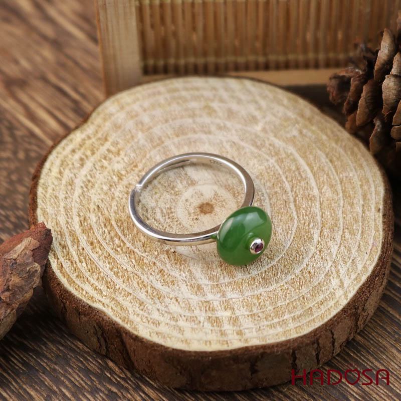 Nhẫn Ngọc Bích Canada (10*10mm) bạc 925