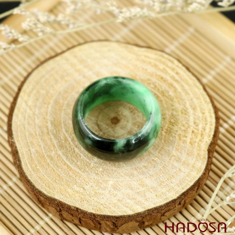 Nhẫn Cẩm Thạch xanh lí đậm size 17