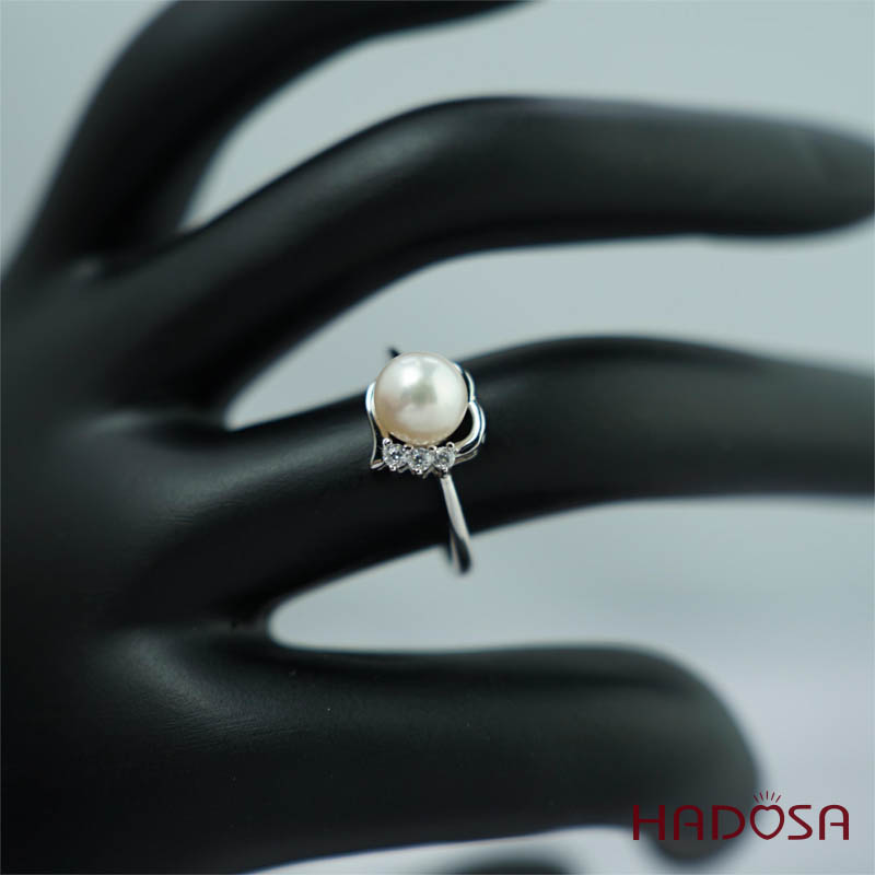 Nhẫn ngọc trai 8mm bạc