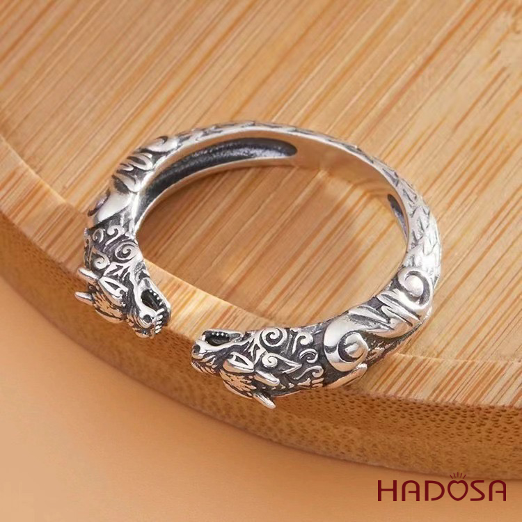 Nhẫn ngón trỏ bạc nam đầu Sói