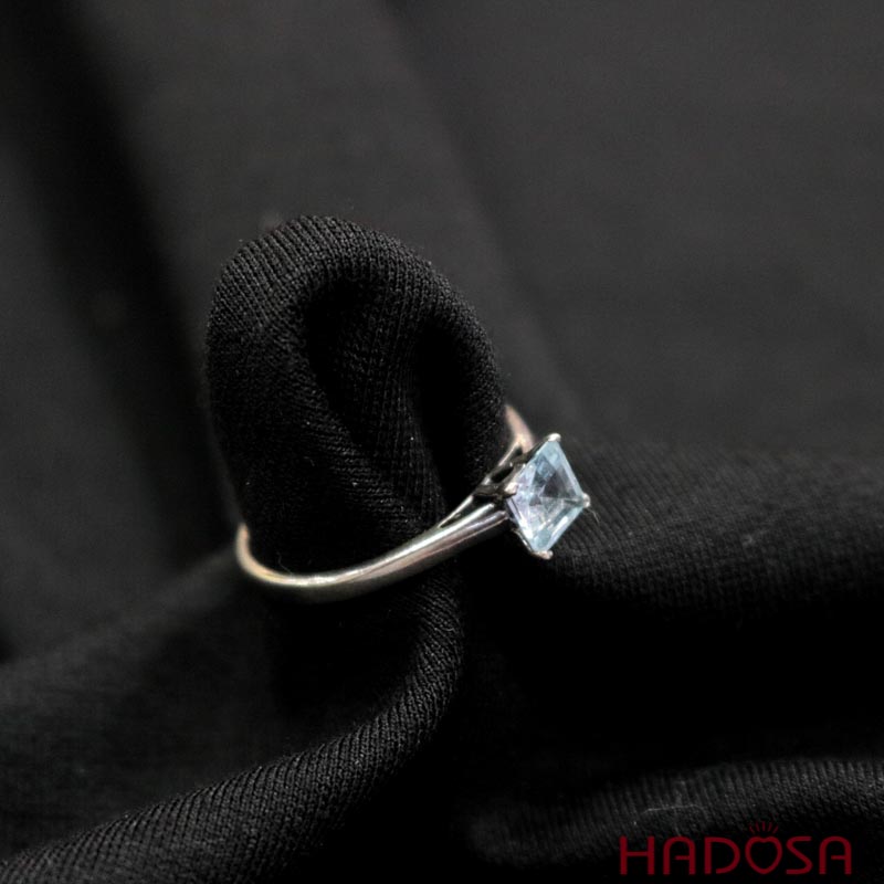 Nhẫn nữ đá Topaz bạc 925 cao cấp size 15