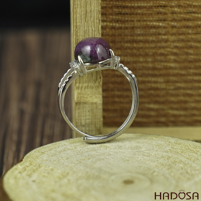 Nhẫn Ruby Nam Phi 9x11mm 5A bạc 925