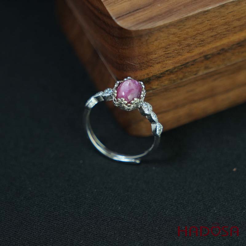 Nhẫn đính đá Ruby oval 6x8mm bạc 925