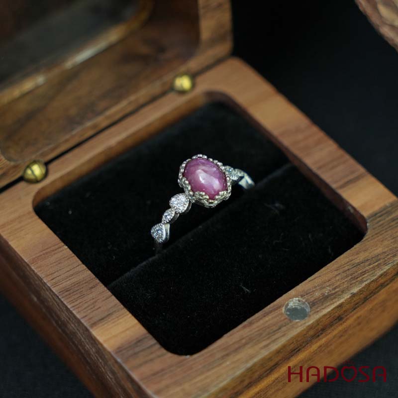 Nhẫn đính đá Ruby oval 6x8mm bạc 925