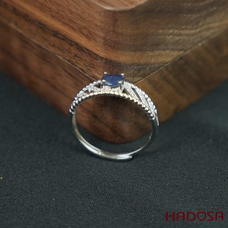 Nhẫn sapphire 4*5mm bạc 925