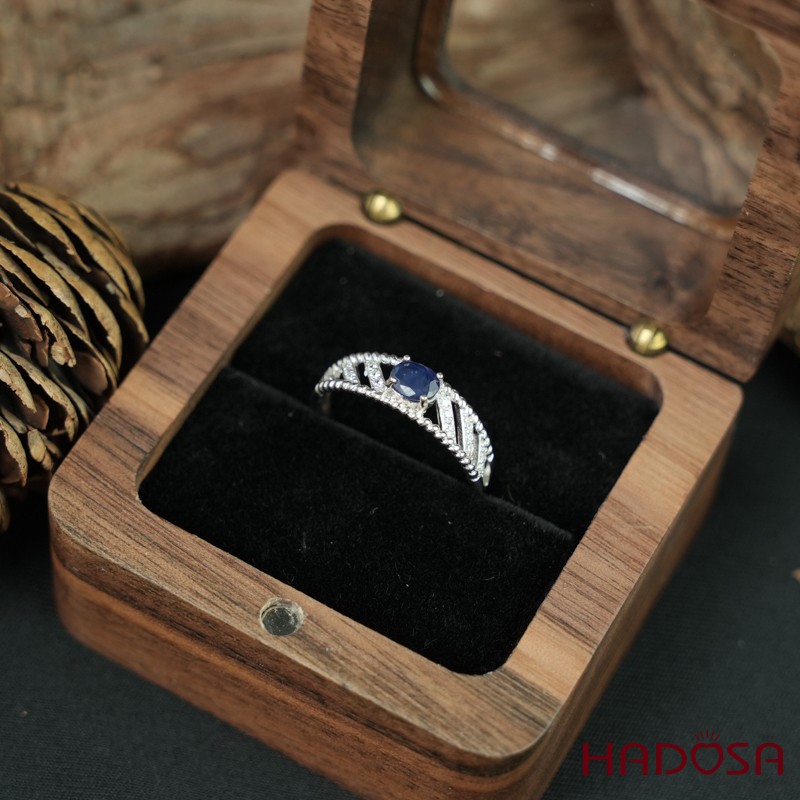 Nhẫn sapphire 4*5mm bạc 925