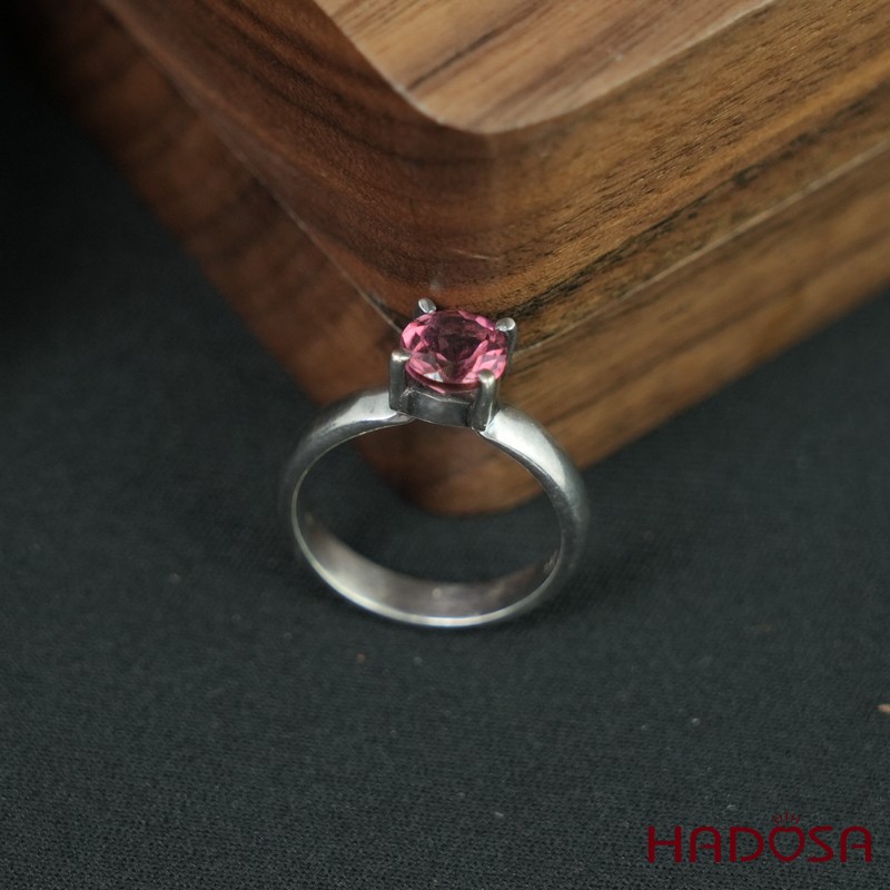 Nhẫn Tourmaline Hồng Lục Bảo tròn 6mm size 11