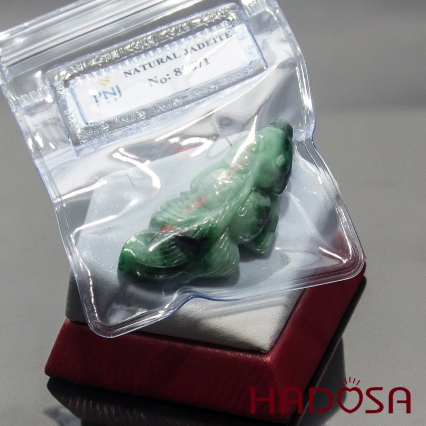 Mặt dây chuyền cẩm thạch phỉ thúy hình con cá