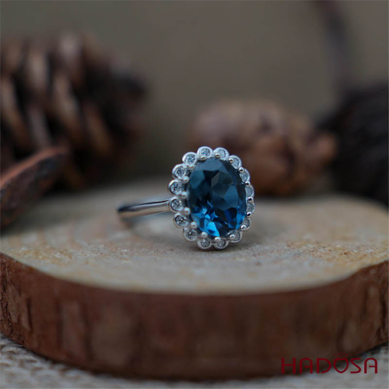 Nhẫn Topaz London 8*10mm bạc 925