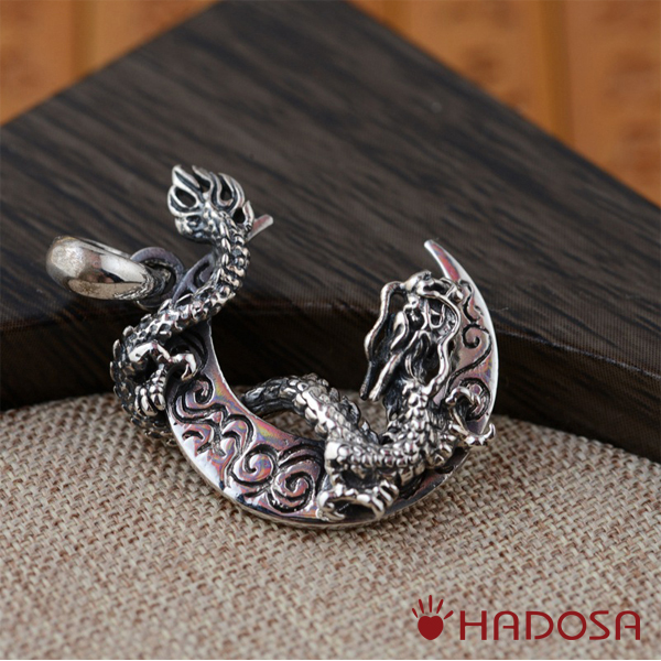 Mặt dây chuyền bạc Thái Rồng cuộn mặt trăng