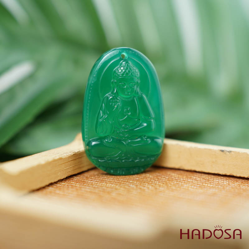 Phật bản mệnh Adida (Tuất, Hợi) mã não xanh lá 37mm