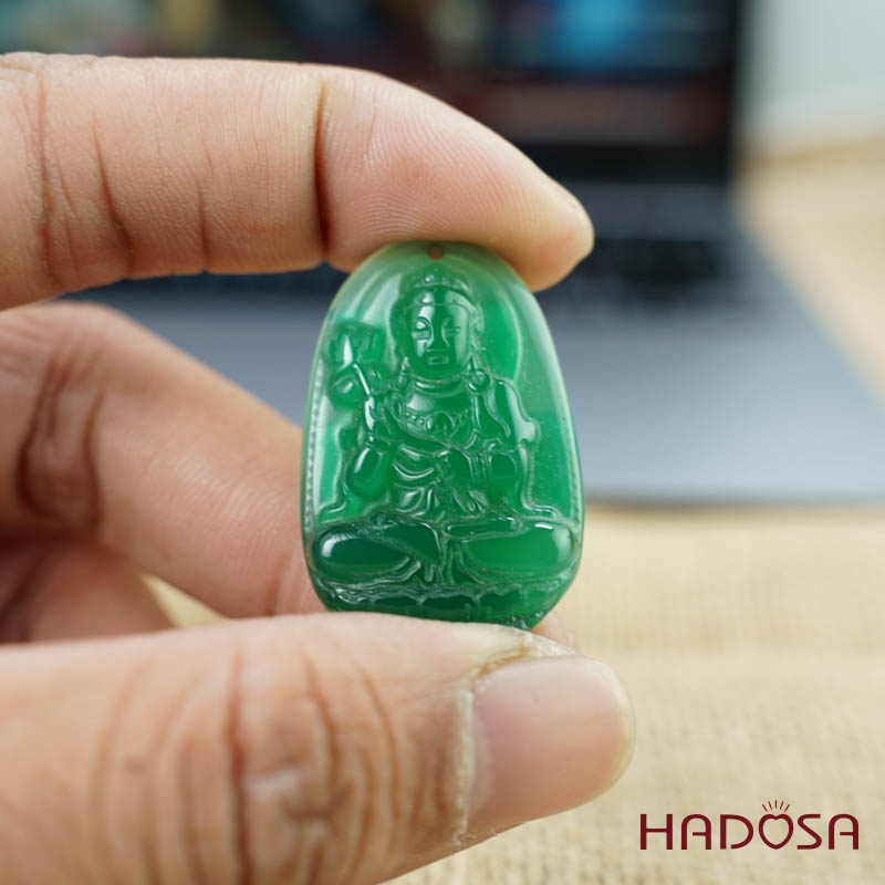 Phật bản mệnh Đại Thế Chí Bồ Tát (Ngọ) mã não xanh lá 37mm