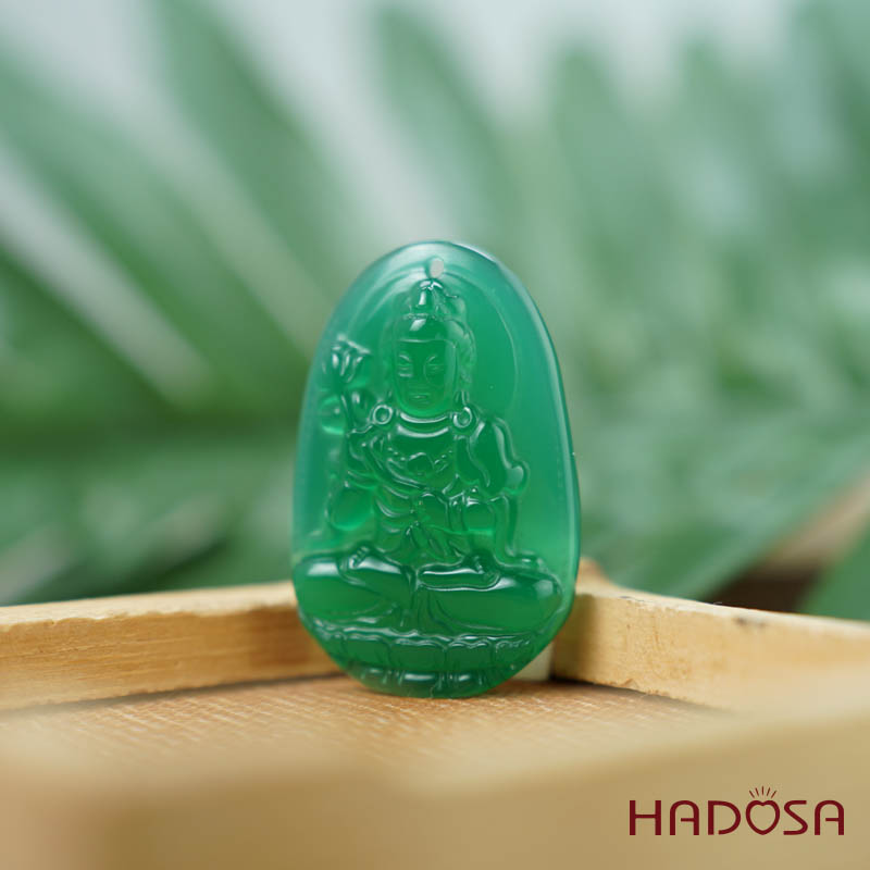 Phật bản mệnh Đại Thế Chí Bồ Tát (Ngọ) mã não xanh lá 37mm