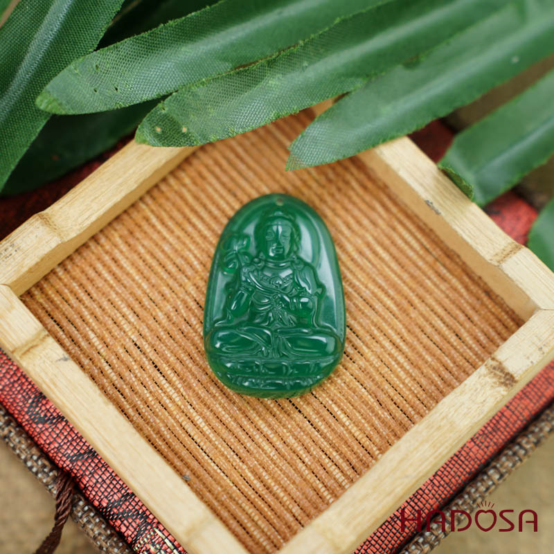 Phật bản mệnh Đại Thế Chí Bồ Tát (Ngọ) mã não xanh lá 37mm