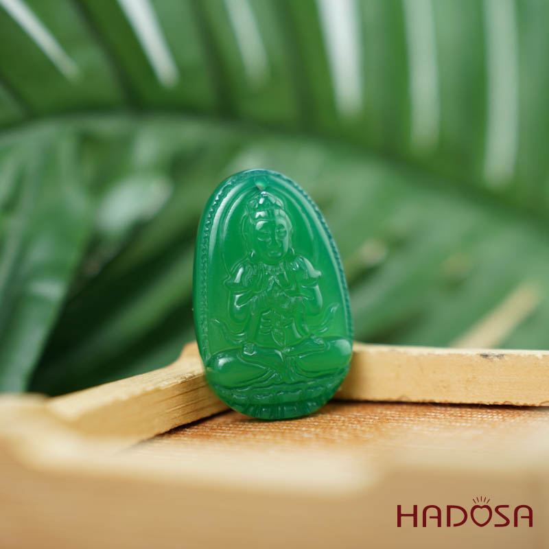 Phật bản mệnh Như Lại Đại Nhật (Mùi, Thân) mã não xanh lá 37mm