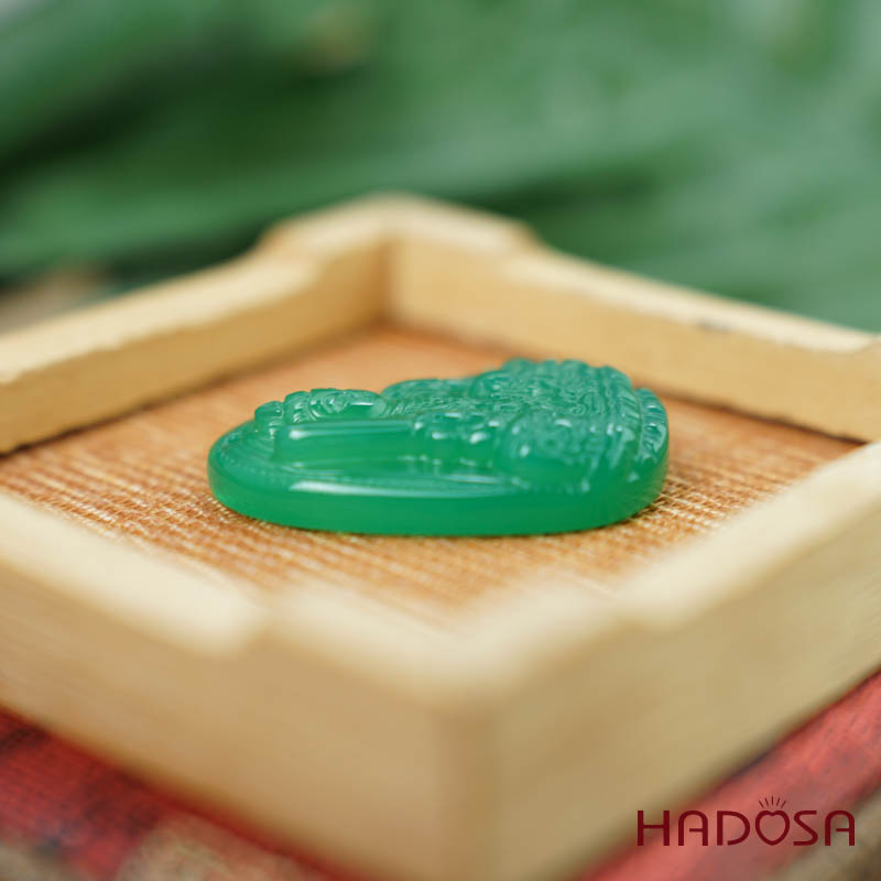 Phật bản mệnh Phổ Hiền Bồ Tát (Thìn, Tỵ) mã não xanh lá 37mm