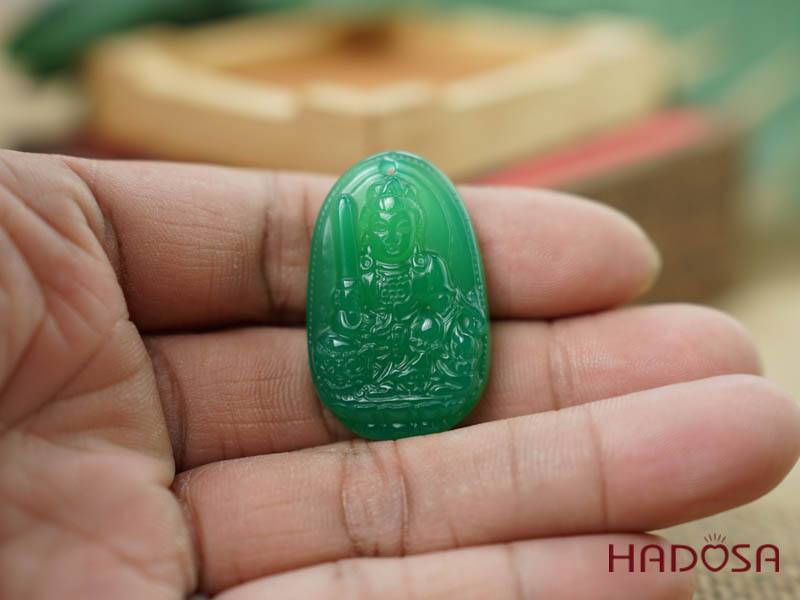 Phật bản mệnh Phổ Hiền Bồ Tát (Thìn, Tỵ) mã não xanh lá 37mm